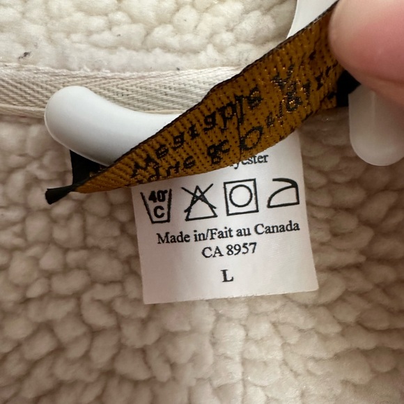 Jackye Mills Vest made in Canada - Picture 4 of 7